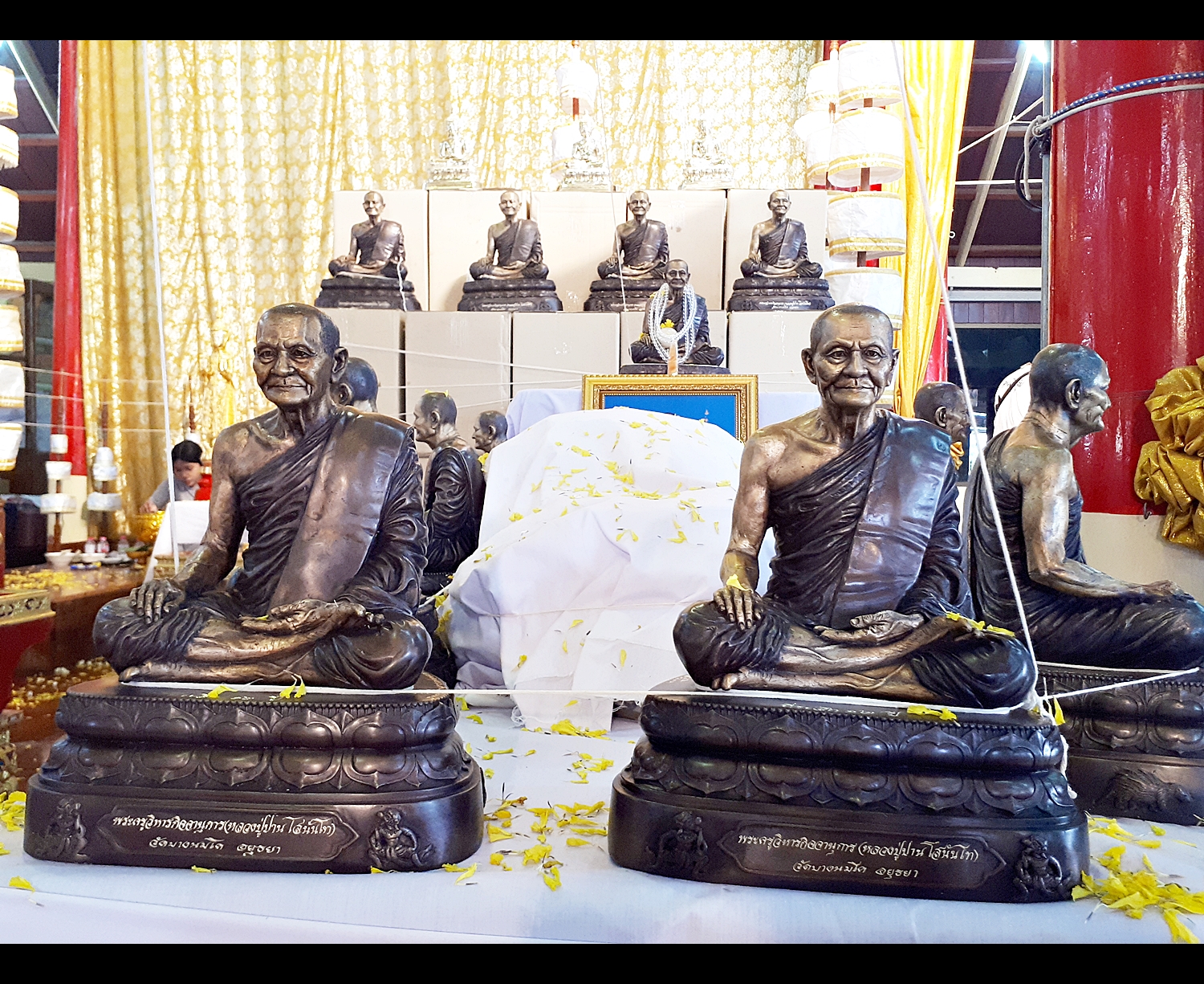 รูปหล่อ หลวงปู่ปาน วัดบางนมโค เนื้อโลหะ หน้าตัก9นิ้ว เข้าพิธีปลุกเสก โดย (หลวงพ่อเล็ก วัดท่าขนุน ลูกศิษย์หลวงพ่อฤาษีลิงดำ วัดท่าซุง) ปี 2561