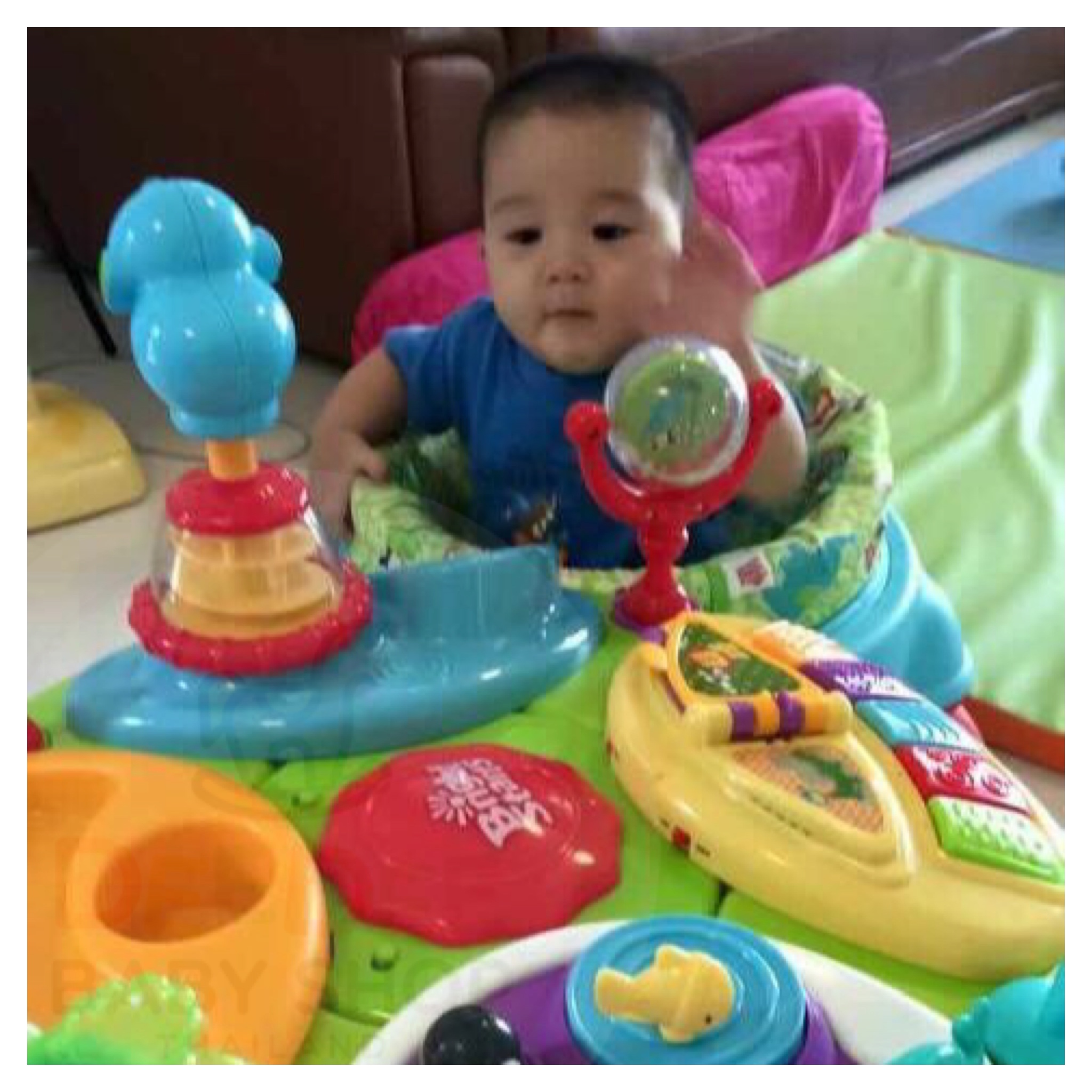 โต๊ะกิจกรรมเสริมพัฒนาการ Bright Starts Around We Go Zippity Zoo 3-in-1 (AWG)