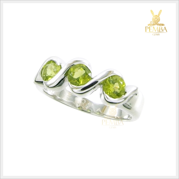 แหวนเพริดอต สีเขียวสดใส ออกแบบได้ในสไตล์ที่ชอบ แหวนพลอยแท้