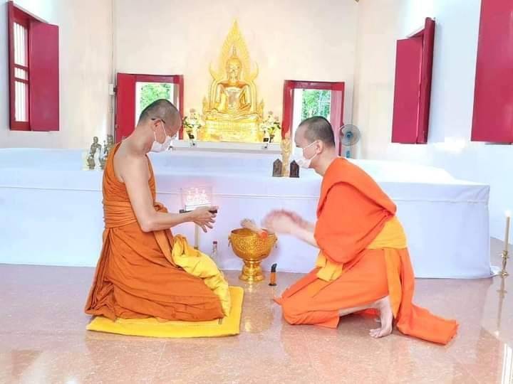 รูปหล่อ พระราหุลทูลขอสมบัติ เนื้อเรซิ่น(ขนาดตั้งบูชา สูง13ซม กว้าง7ซม) ปี2564 (#สุดยอดเเห่งการขอ…(พร) #วัตถุมงคลที่บูชาเเล้วจะได้มากกว่าที่ขอ)