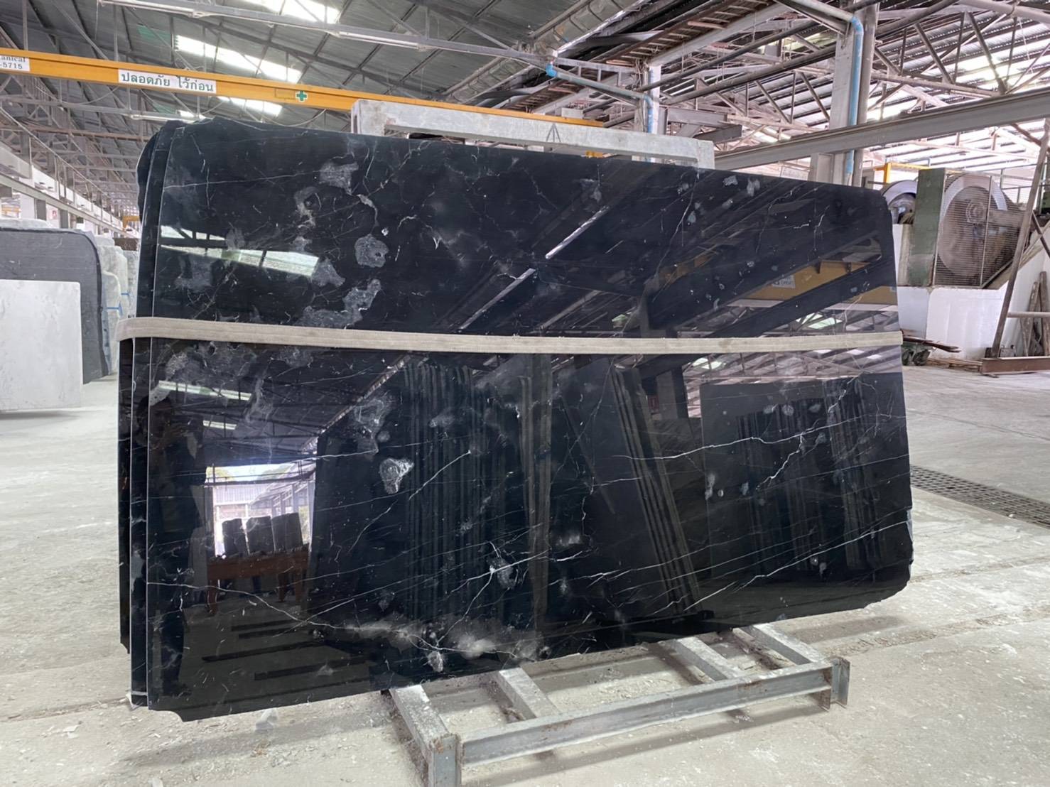 หินอ่อนดำพระลาน Phalan Balack (HPB)