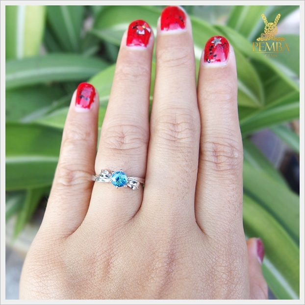 แหวนเพทาย เงินแท้925 ชุบทองคำขาว แหวนพลอยแท้