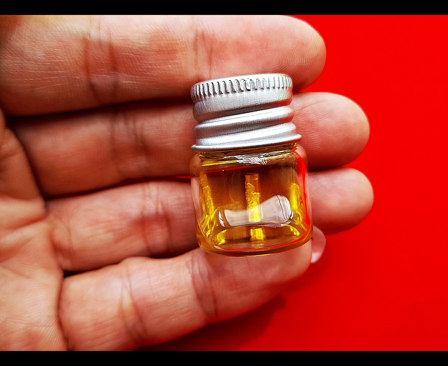 ตะกรุดยันต์นะเศรษฐี(มหาลาภ)(ตำหรับหลวงพ่อกวย วัดโฆสิตาราม) ดอกเล็ก เนื้อทองคำแท้ แช่น้ำมันจันทร์ ปี2564 #รับประกันแท้