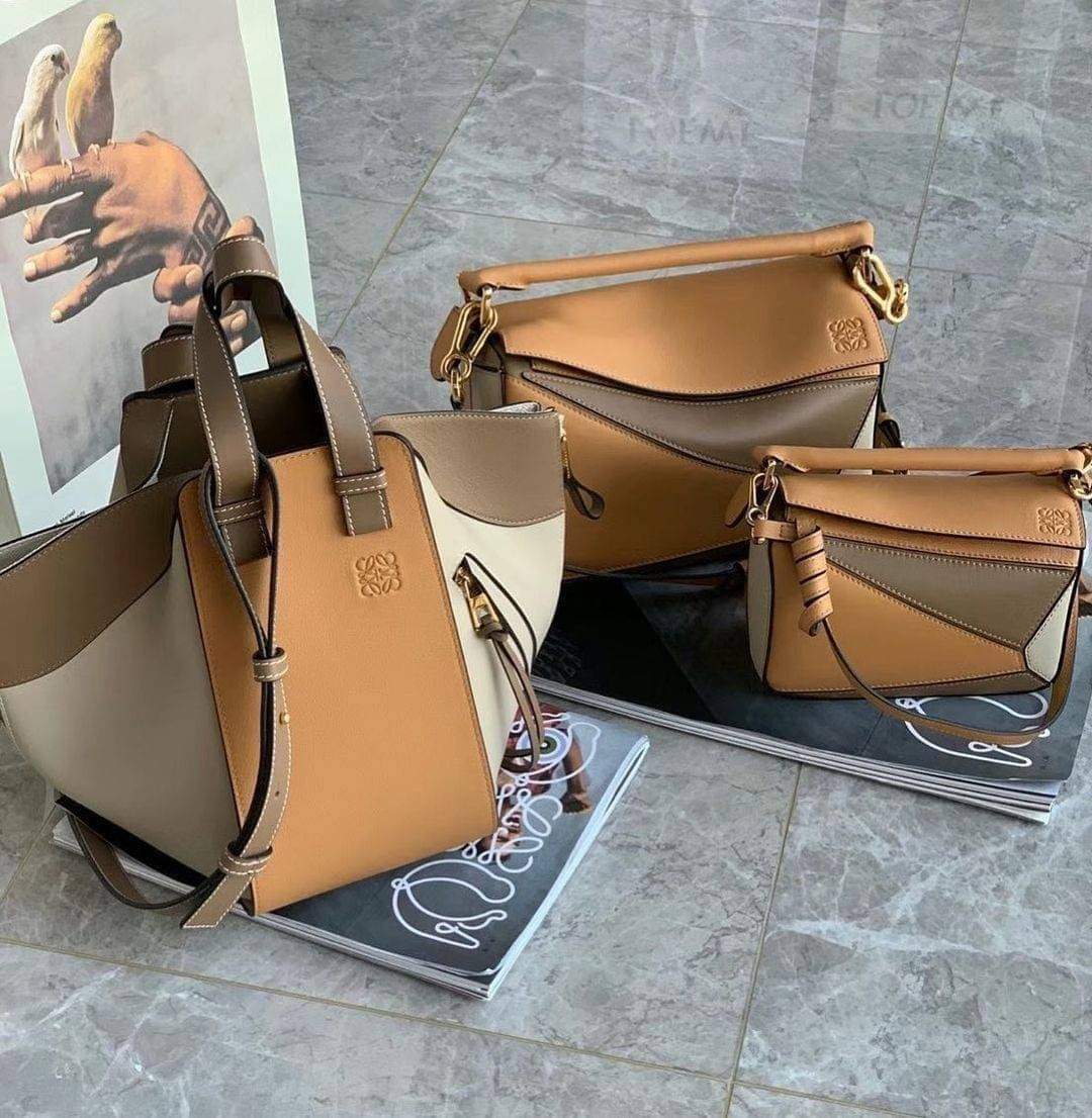 LOEWE HANDLE & SHOULDER BAG (แอดไลน์ก่อนสั่งซื้อ)