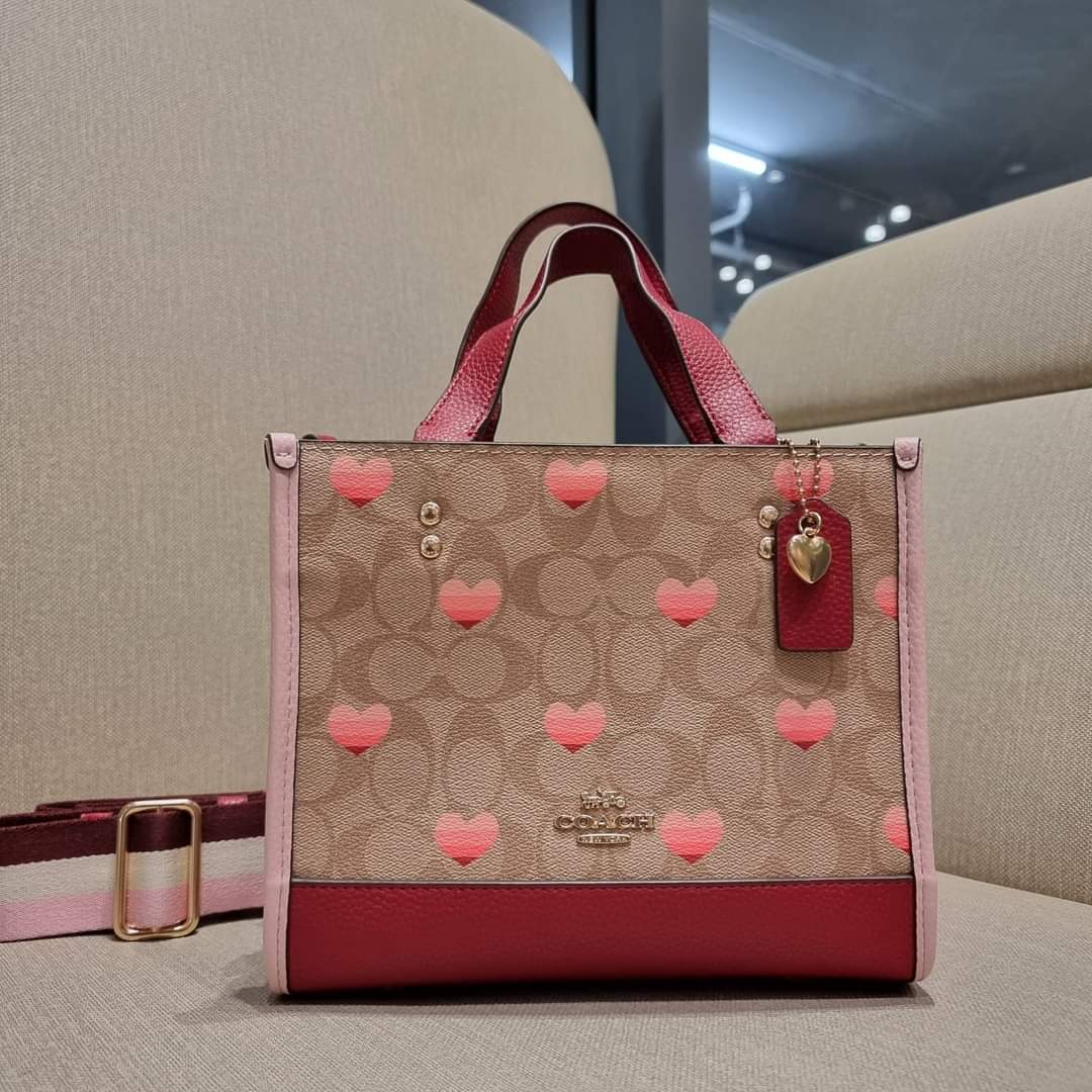 COACH CA621 DEMPSEY TOTE 22 (แอดไลน์ก่อนสั่งซื้อ)