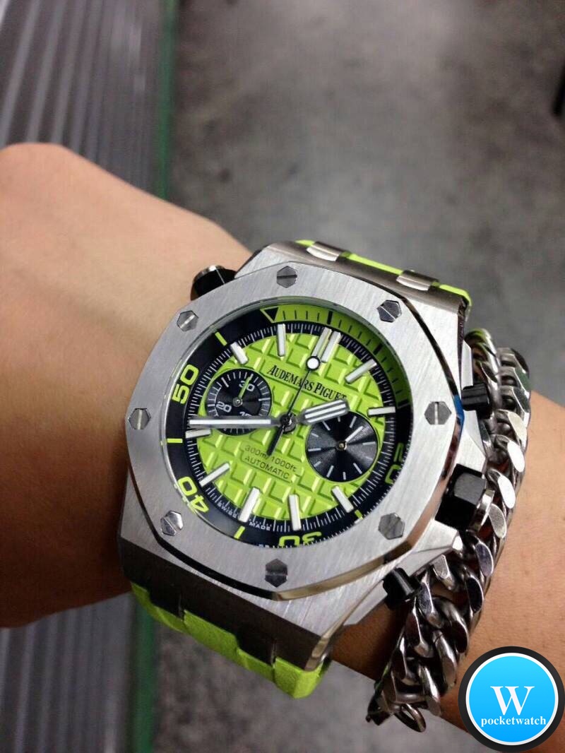 นาฬิกา Audemars Piguet Royal Oak Offshore Diver Chronograpp สีเงิน สายยางสีเขียว