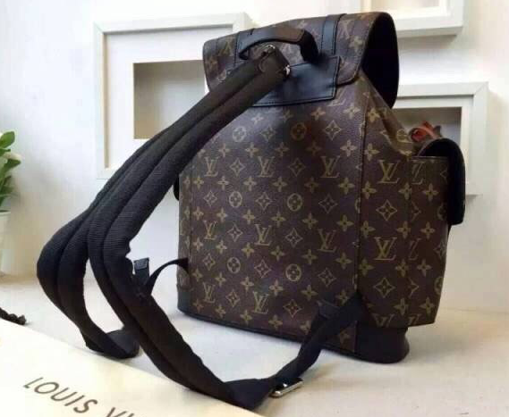 กระเป๋าเป้ lv christopher pm monogram canvas men backpack