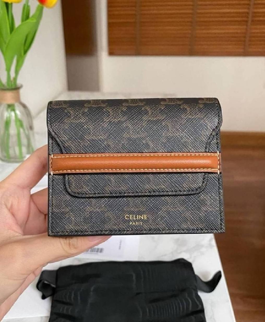 CELINE SHORT WALLET VIP GIFT (แอดไลน์ก่อนสั่งซื้อ)