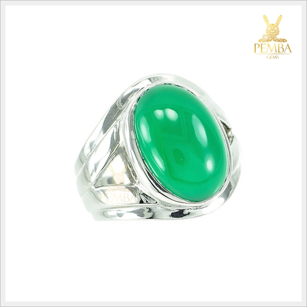 แหวนโมราแท้ สีเขียวเข้ม เป็นเอกลักษณ์เฉพาะ โดดเด่นสะดุดตา