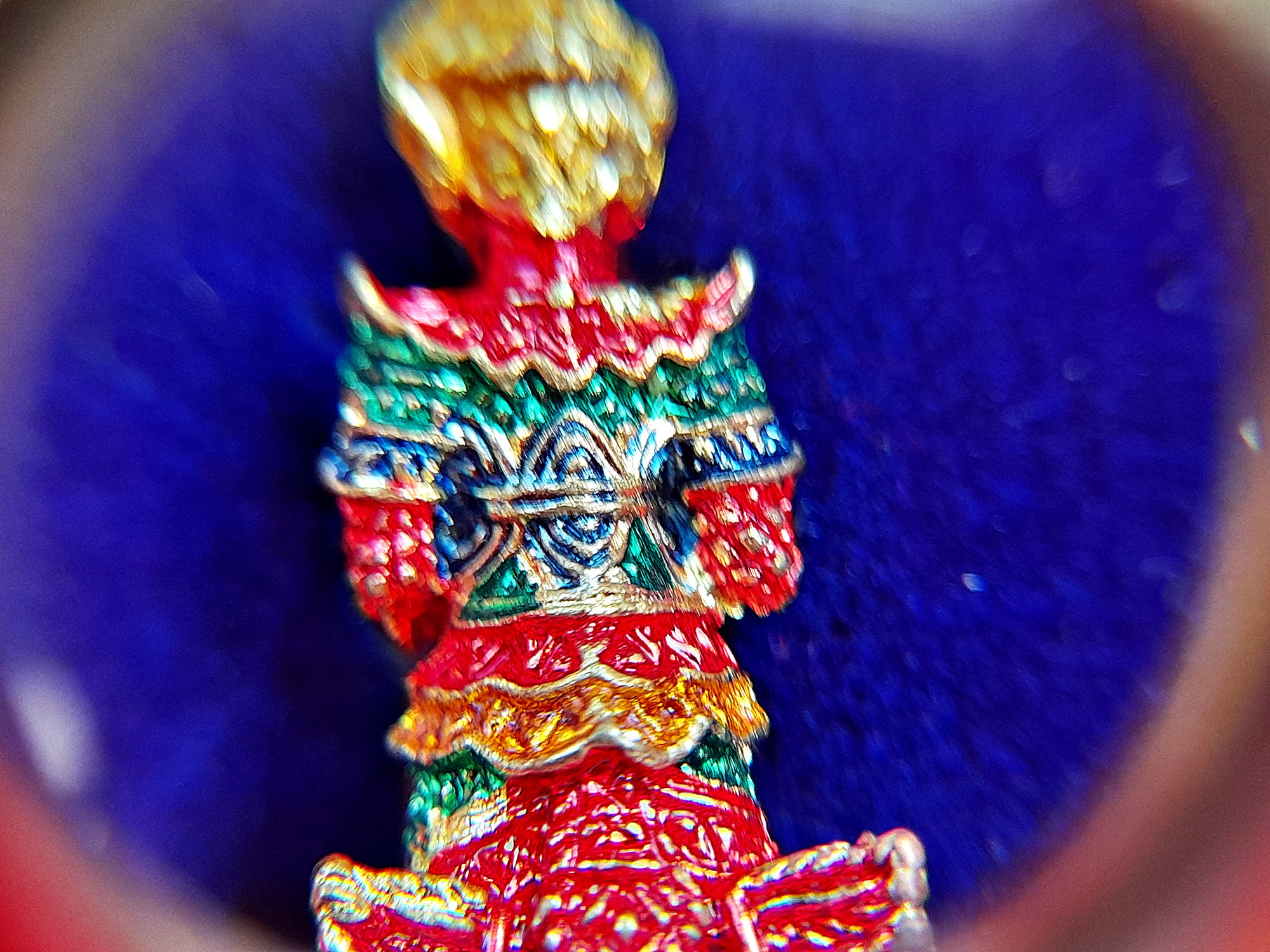 รูปหล่อ ท้าวเวสสุวรรณ (ขนาดพกพาห้อยคอ) เนื้อทองเหลืองลงยา ปี2562 ตอกเลข ตอกโค็ด #รับประกันแท้ - หลวงปุ่หมุน วัดบ้านจาน