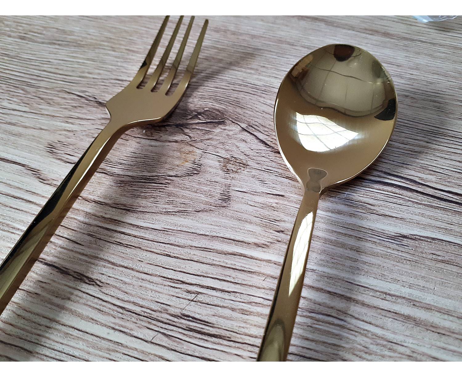 ช้อนทอง