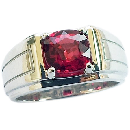 Ruby Man Ring แหวนพลอยแดงชาย รูปจอทีวี ทองคำชุบทองคำขาว YG หนัก 10.52 กรัม พลอยแดง รูปจอทีวี Cushion หนัก 1.50 กะรัต ขนาดแหวน #52.5