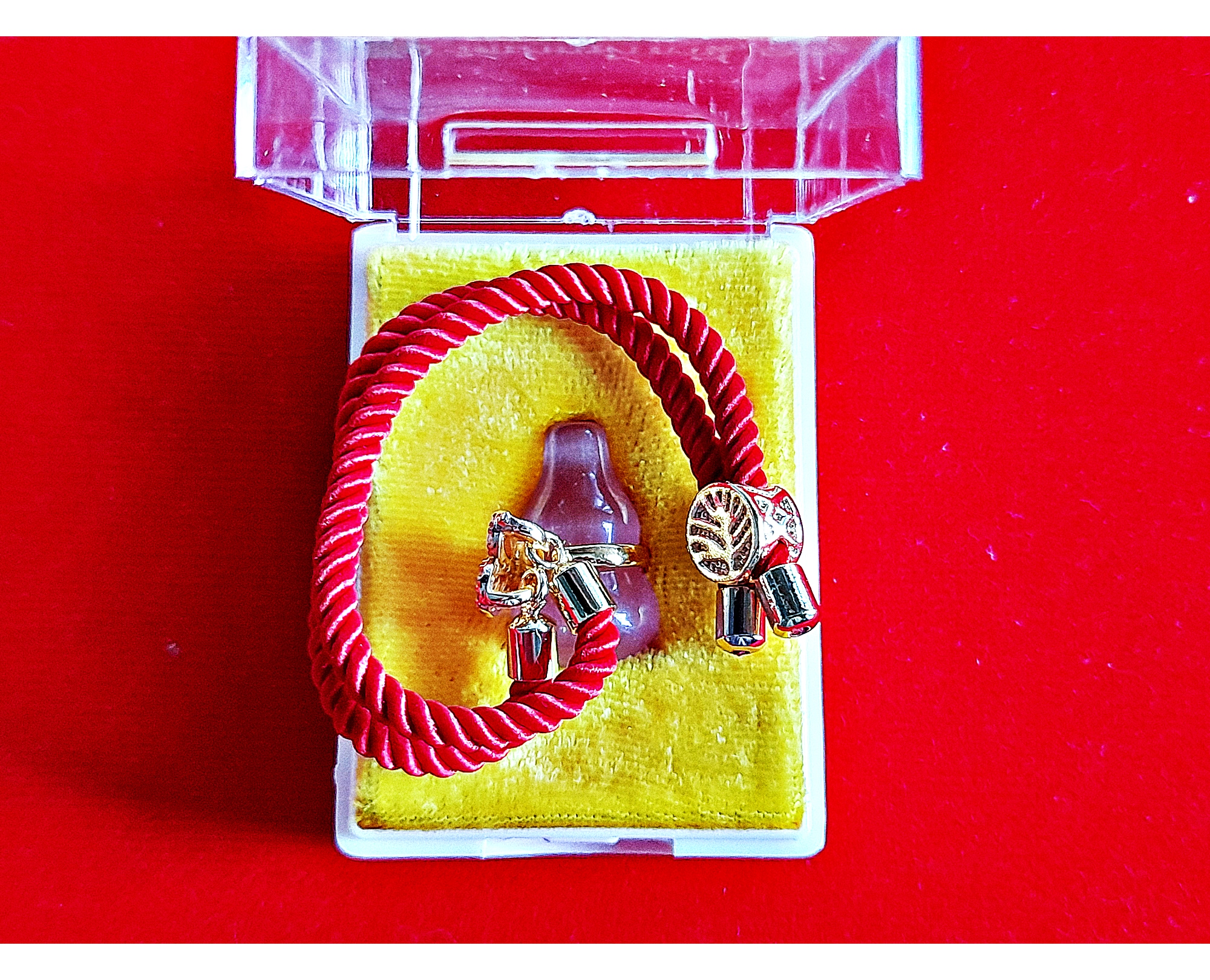 น้ำเต้า (สีชมพู) วัดปากน้ำภาษีเจริญ พร้อมเชือกร้อยข้อมือ - ปลุกเสก โดยวิชาธรรมกายสายหลวงพ่อสด #รับประกันแท้