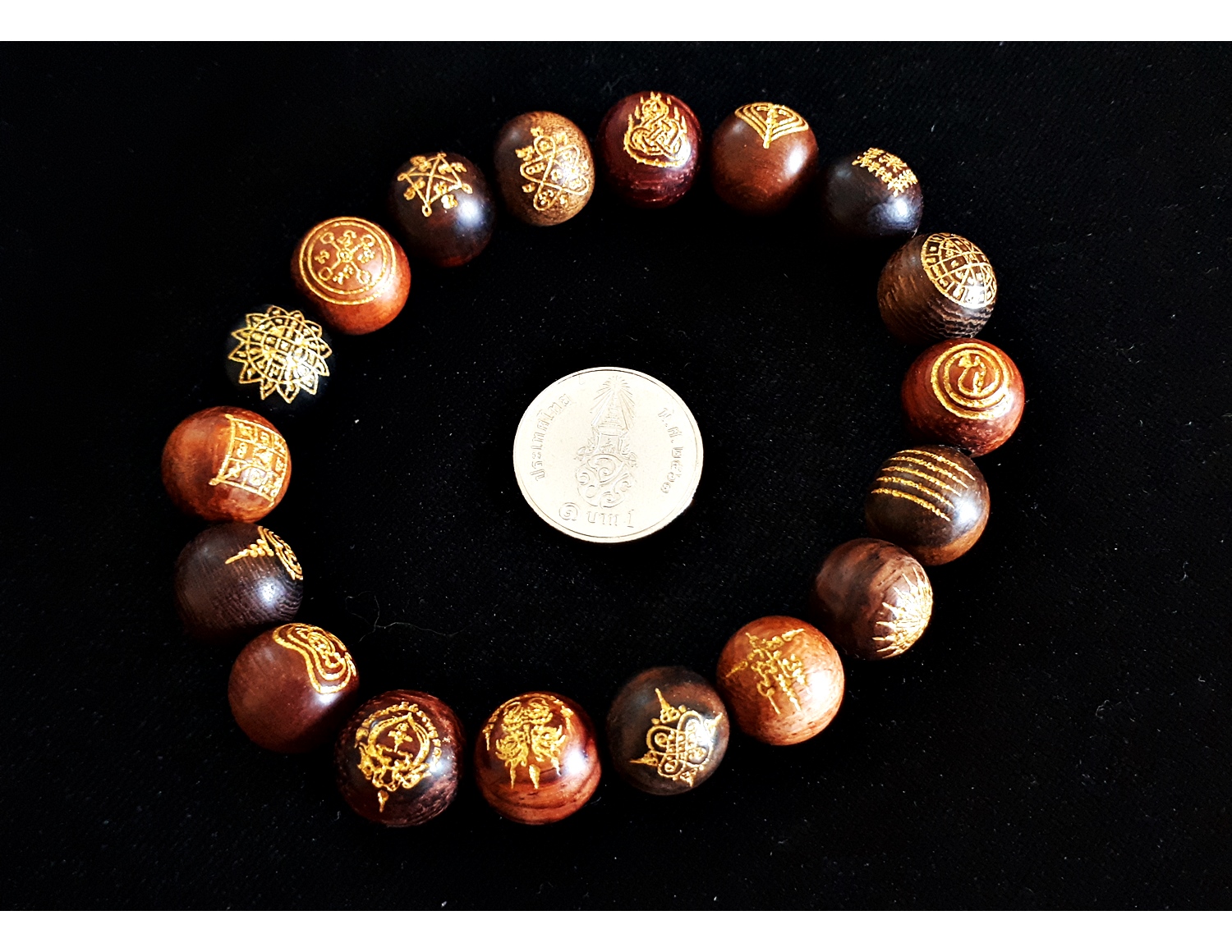 ประคำ ข้อมือ (รวมไม้มงคล) (สลักรวมยันต์ ยิงเลเซอร์) (งานสั่งทำ ขายปลีก ขายส่ง)