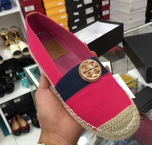 พร้อมส่ง รองเท้า tb espadrilles ลูกไม้ สอบถามไซส์ได้ค่ะสต็อคของเปลี่ยนตลอด