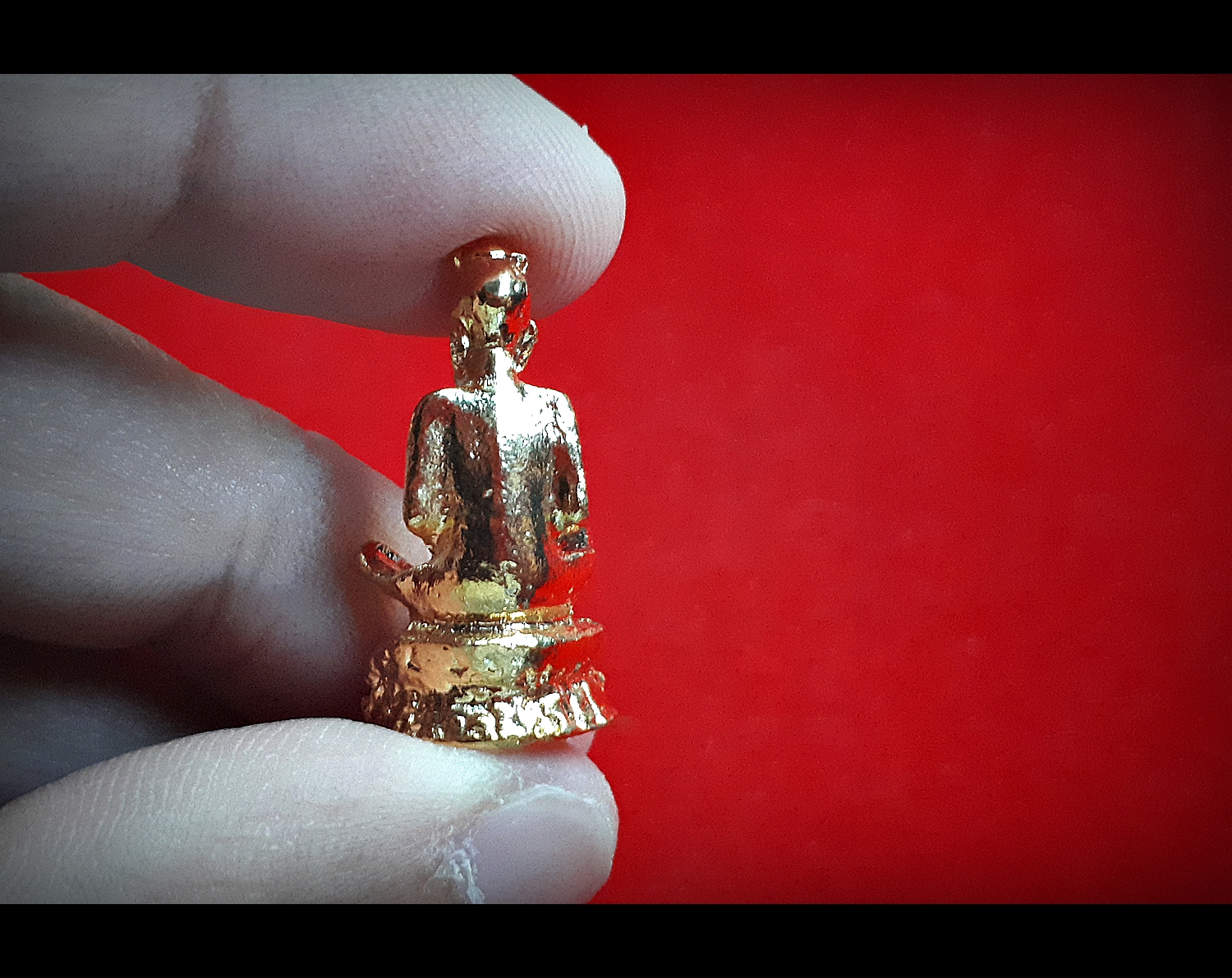 รูปหล่อ ลอยองค์เล็ก เซียนแปะโค้ว ท้อสัก ตลาดหัวตะเข้ ปี 2537