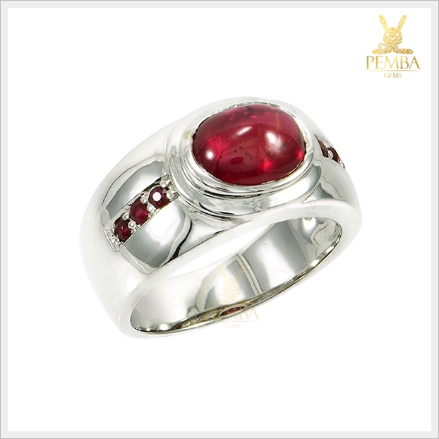 แหวนทับทิมแท้ สีแดงสด ทรงหลังเบี้ย สัญลักษณ์ของความรักเดียวใจเดียว