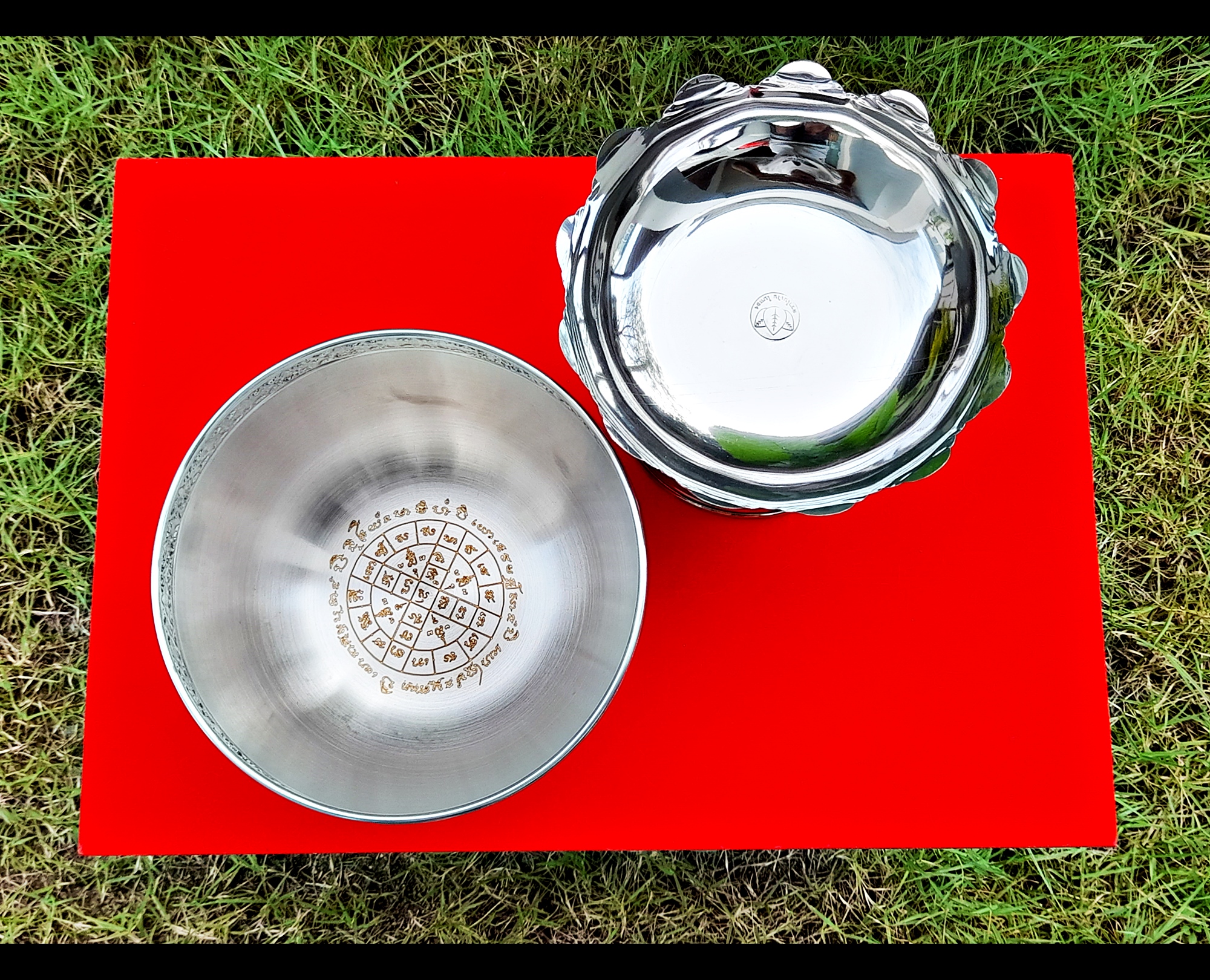 ขันต์ครู(ทำน้ำมนต์) (ยันต์มหาอริยโสฬจใหญ่+ยันต์สุกิตติมา) เนื้อสแตนเลส (ขนาดกว้าง7นิ้ว) ปี2564