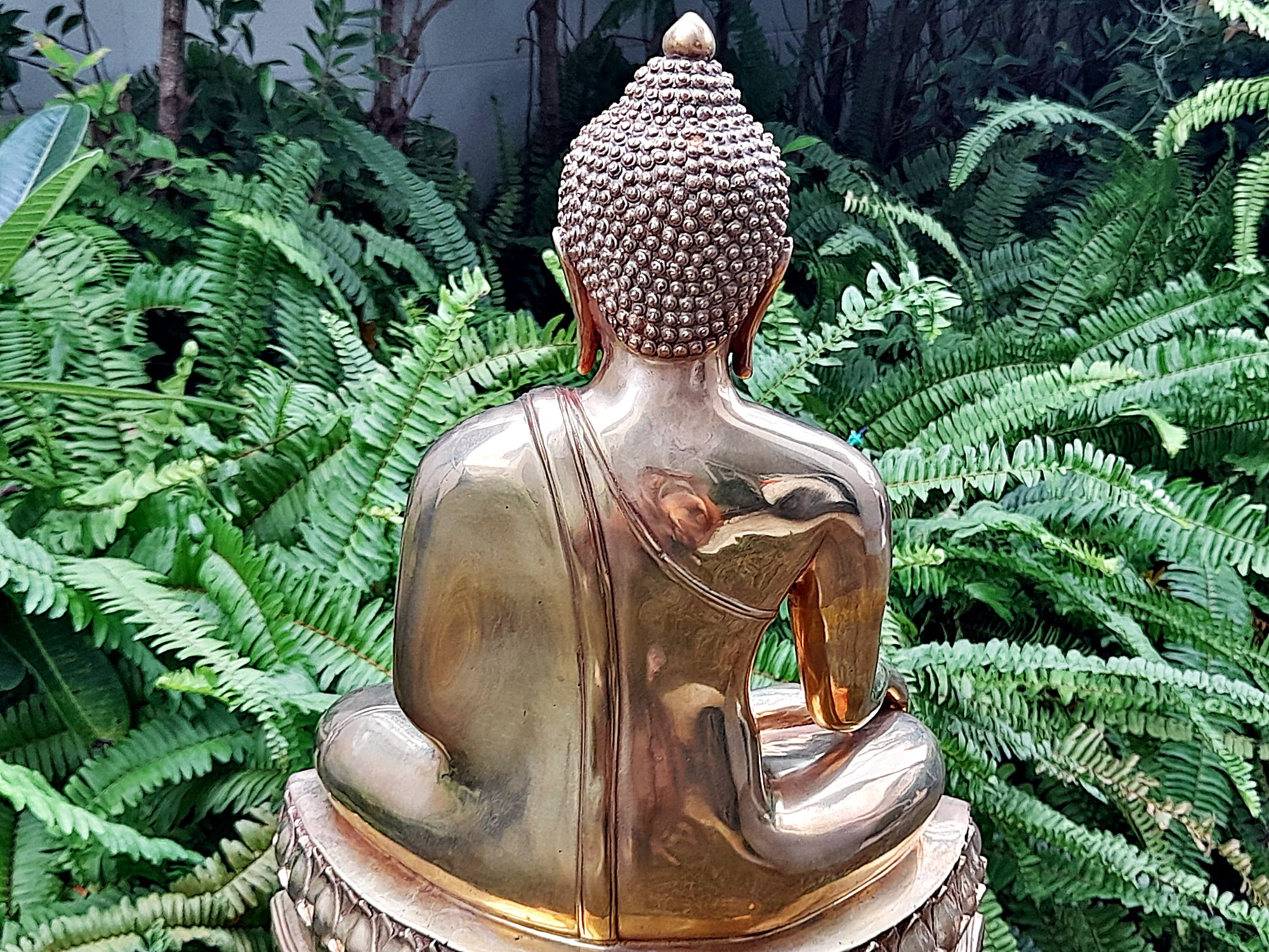 รูปหล่อ พระพุทธสิหิงค์ นิรันตราย ฐานยันต์นอโม เนื้อทองเหลืองขัดเงา (หน้าตัก9นิ้ว สูง18นิ้ว ฐานกว้าง14.5นิ้ว) วัดพระมหาธาต จ.นครศรีธรรมราช ปี2562 #รับประกันแท้