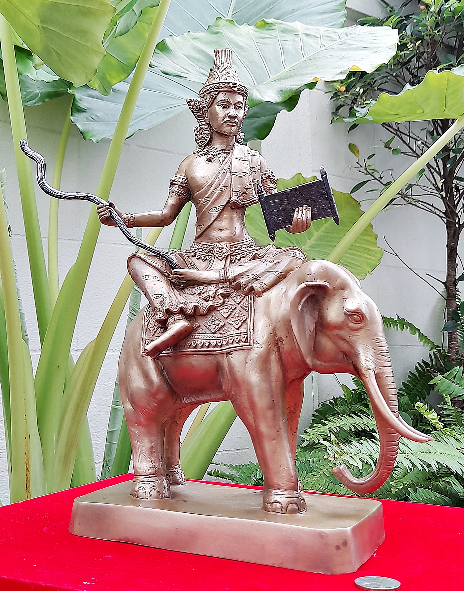 รูปหล่อ ปู่พระฤาษี ทรงช้าง ถือไม้เท้า กระดานชนวน (พระพฤหัสบดี แห่ง สติปัญญา บรมครูของทุกสรรพศาสตร์วิชา(เป็นหัวหน้าของปู่ฤาษี180ตน)) (ขนาดตั้งบูชา สูง14นิ้ว ยาว9นิ้วครึ่ง ลึก4นิ้วครึ่ง) เนื้อทองเหลือง #ปลุกเสกแล้ว #รับประกันแท้