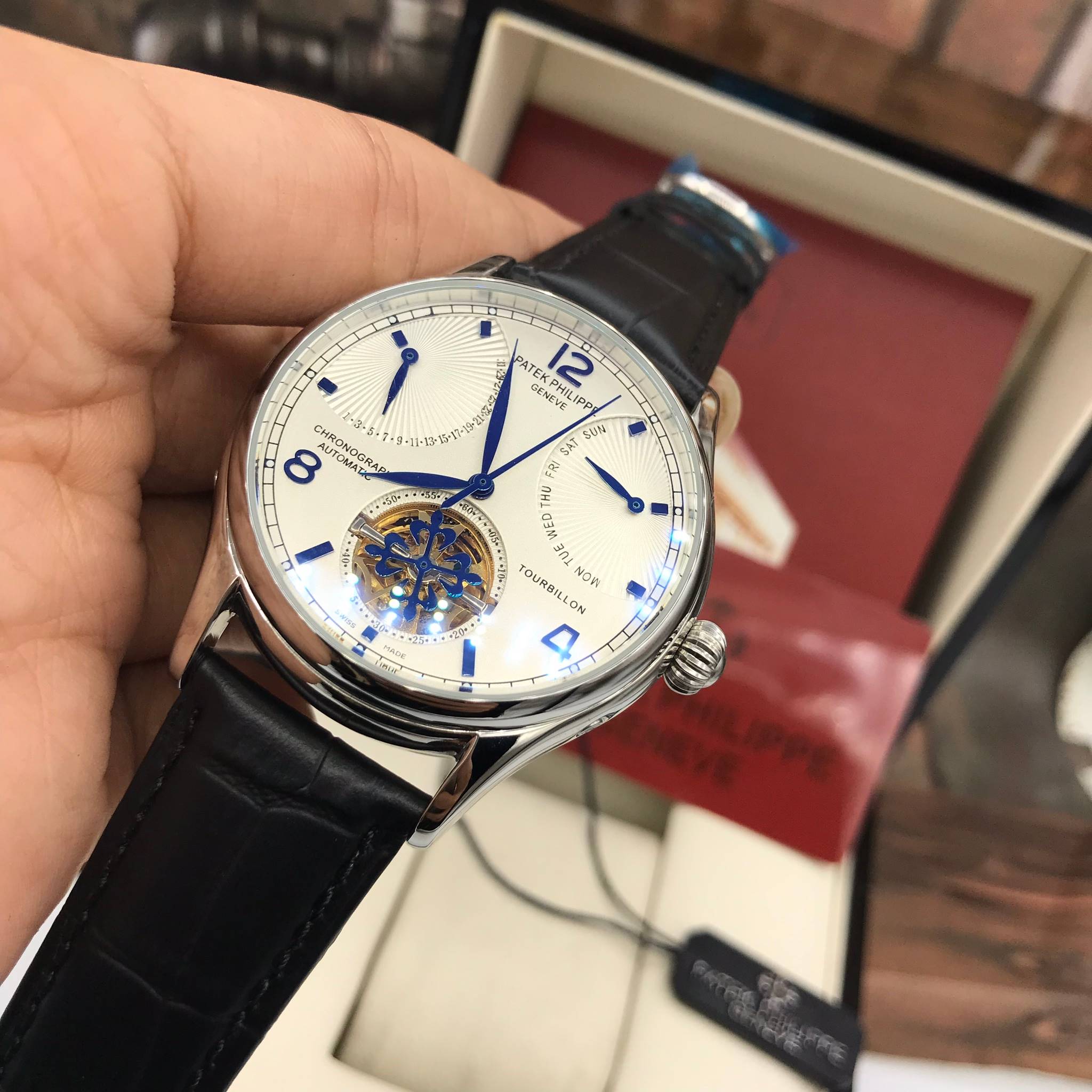 นาฬิกา Patek Philippe สีเงิน หน้าขาว งานเกรด Top Mirror Swiss