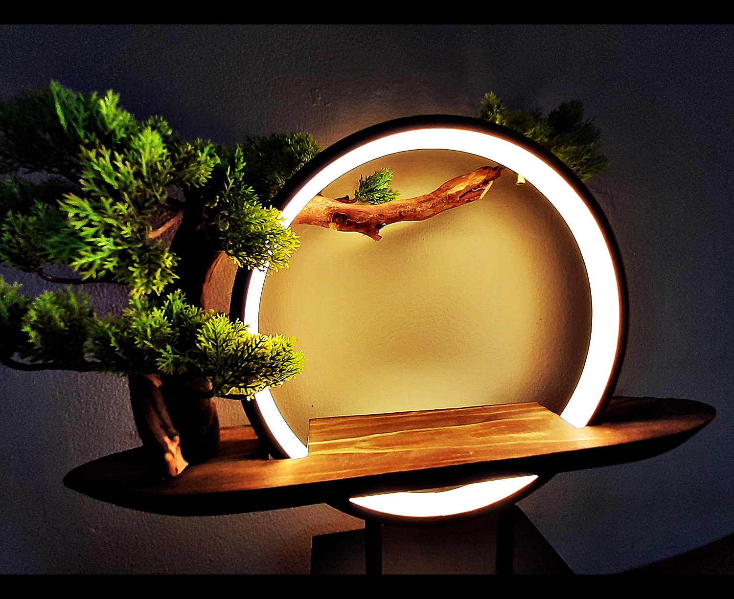 โคมไฟ วงแหวน - ประดับ ตกแต่ง บูชาพระ (ไฟสีเหลืองดวงจันทร์)