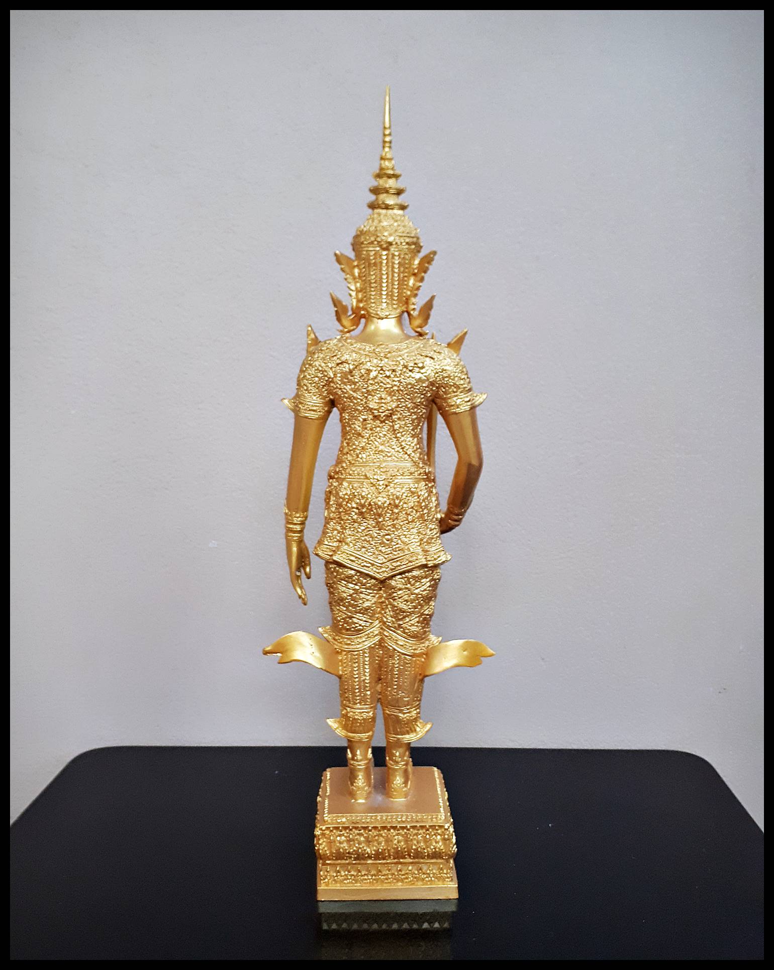 รูปหล่อ ท้าวมหาราชทั้งสี่ (ท้าวจตุโลกบาลทั้งสี่ : เวสสุวรรณ ธตรฐ วิรูปักษ์ วิรุฬหก) ท้าวมหาราชทั้ง4องค์ (เข้าพิธีปลุกเสก เรียบร้อย ที่วัดท่าซุง ปี2556) องค์ใหญ่ขนาดบูชา สูง50ซม