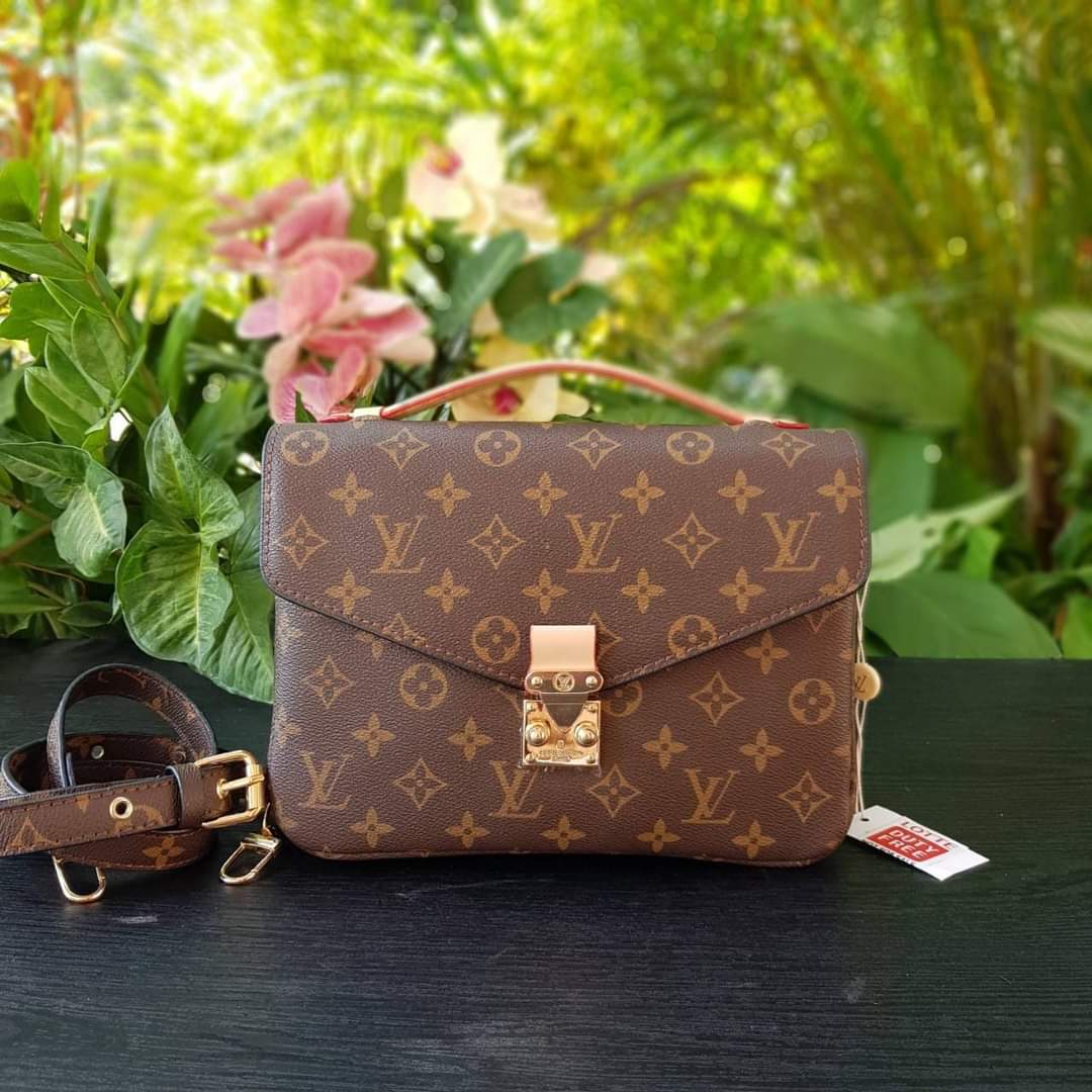 LOUIS VUITTON BAG VIP GIFT WITH PURCHASE (GWP) (แอดไลน์ก่อนสั่งซื้อ)