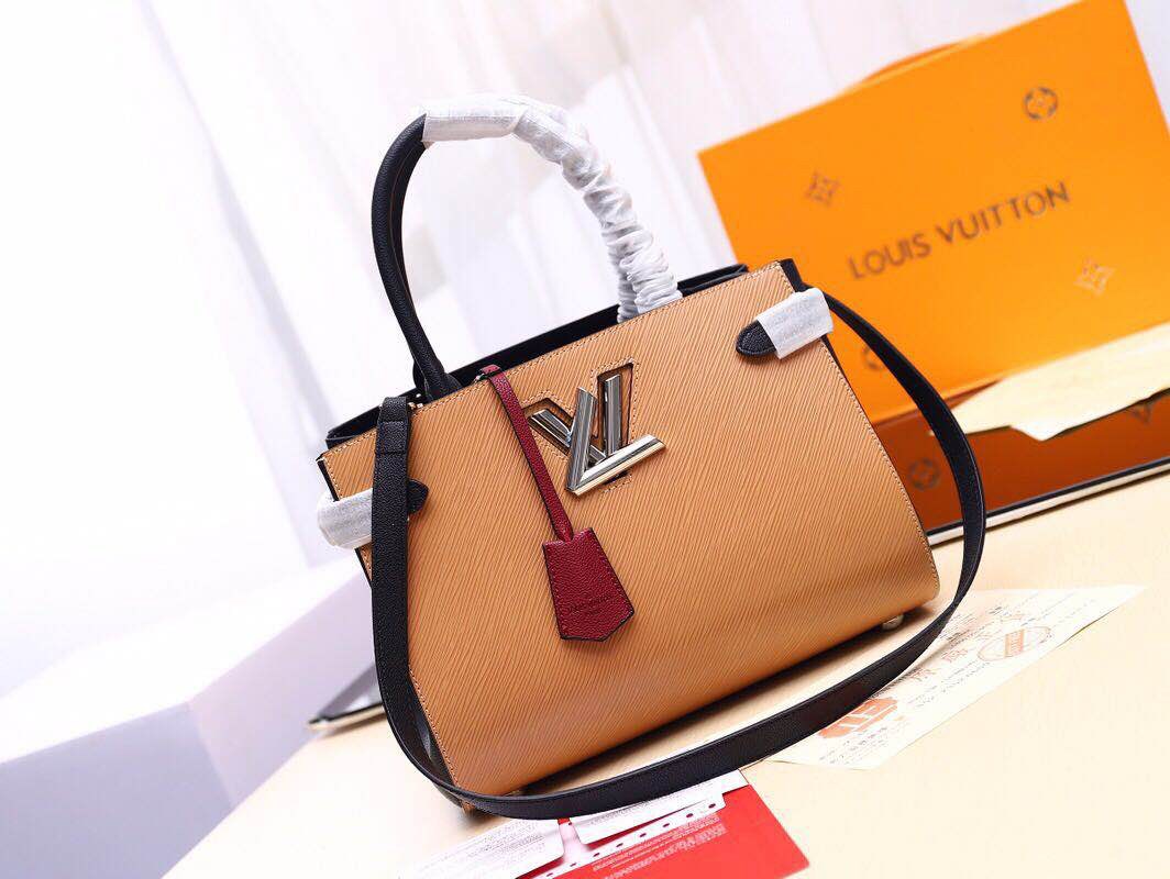 กระเป๋า lv twist tote 12 นิ้ว