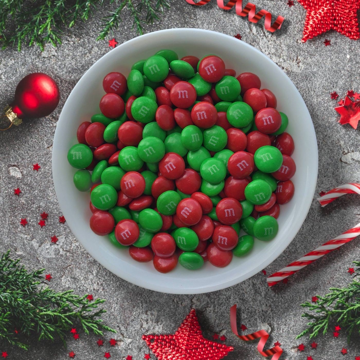 ขนมช็อกโกแลตคริสมาสต์ M&M's Holiday Chocolate Candies - Mint