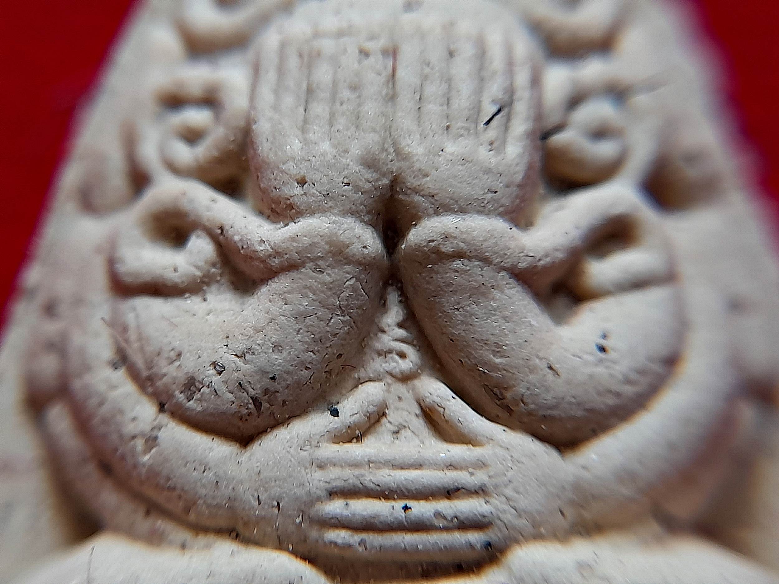 พระปิดตา มหาลาภ ยันต์ยุ่ง 4มือ หลังยันต์นะพรชัย (#ชุดรวม3องค์) ปี2542 เนื้อผง(รวมผงมวลสาร+เส้นผมเกศา+พลอยเสก เศษลูกแก้วสารพัดนึก) #รับประกันแท้และทัน - หลวงพ่อยุงยุทธ วัดเขาไม้แดง จ.ชลบุรี