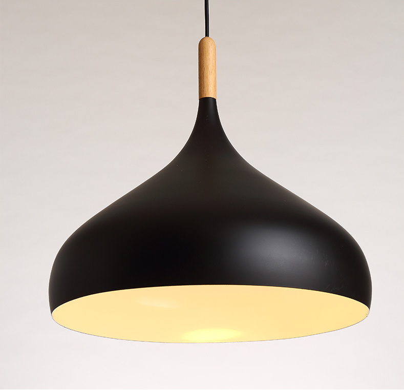 โคมไฟห้อยเพดานนอร์ดิกหัวไม้ ทรงกลมปลายแหลม