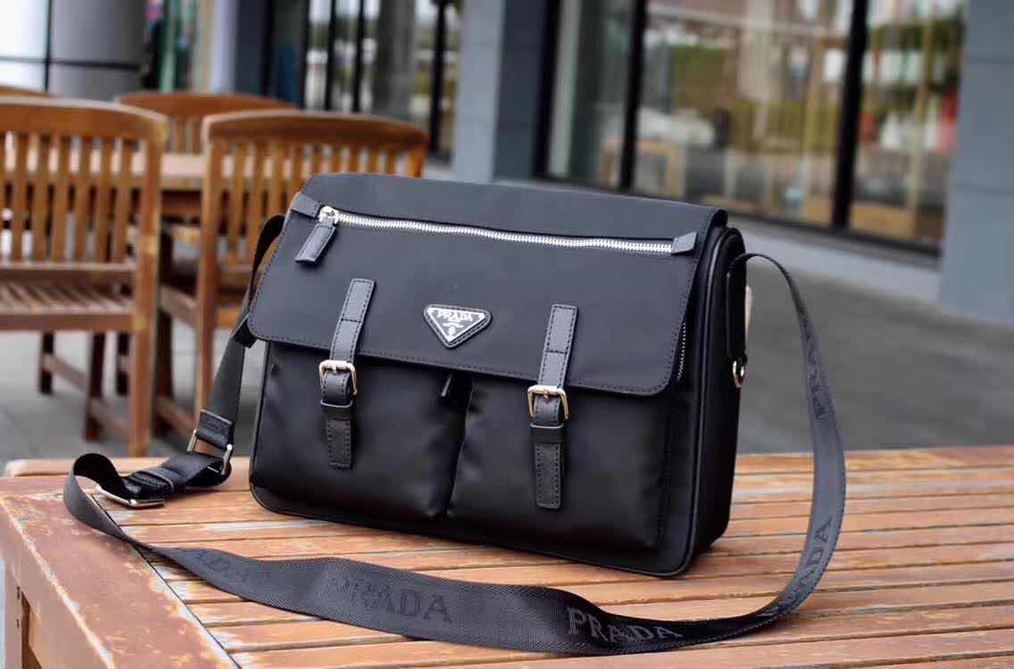 กระเป๋า pd men messenger bag 13 นิ้ว