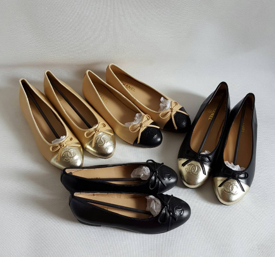 พร้อมส่ง รองเท้า cn flat lamb skin สอบถามไซส์ได้ค่ะสต็อคของเปลี่ยนตลอด