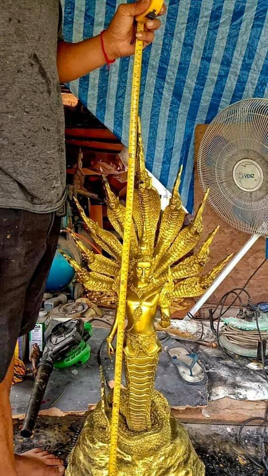 รูปหล่อ ท่านปู่ท่านย่า พญานาคราช ปางกายมนุษย์(คู่ชายหญิง)นาคปรก9เศียร เนื้อไฟเบอร์ (ขนาดใหญ่ตั้งบูชา สูง70ซม)