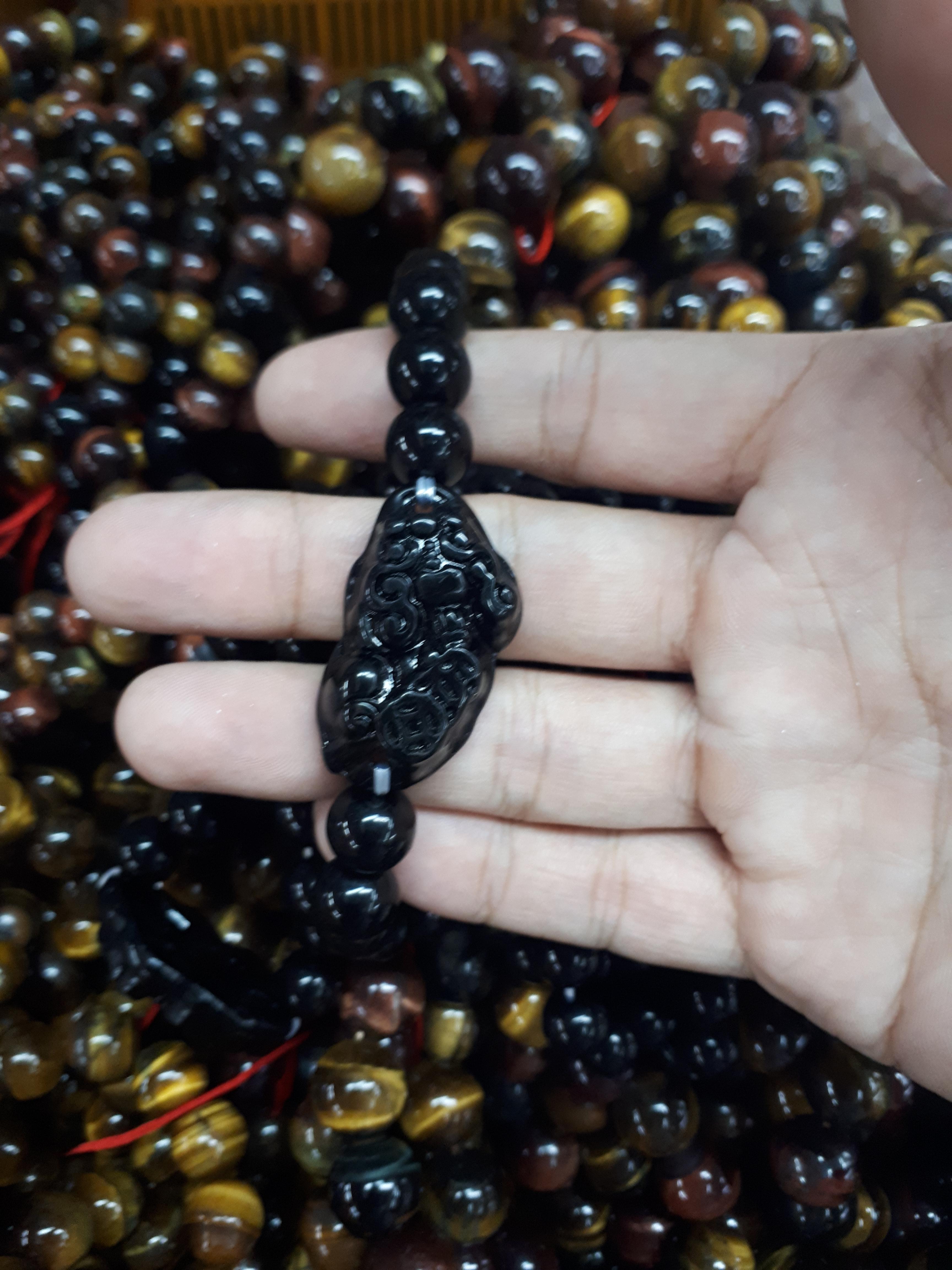 ข้อมือ ปีเซีย หินสีดำ