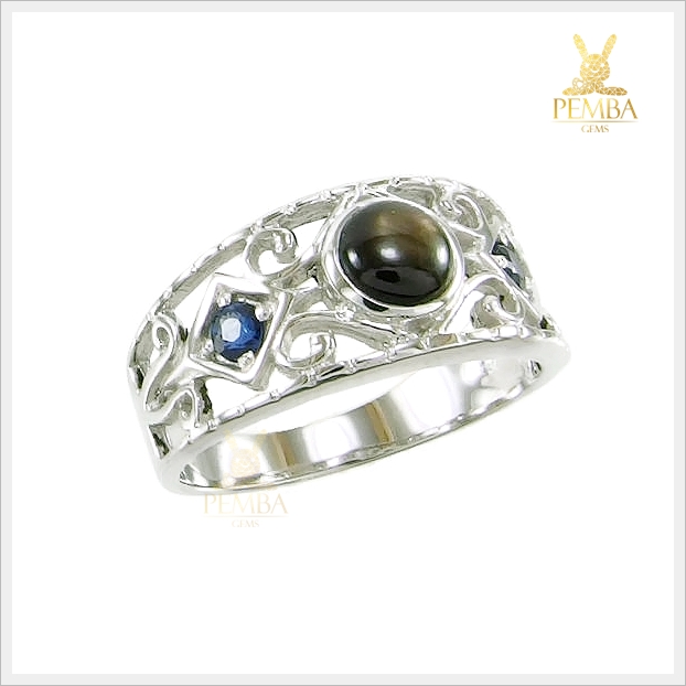 แหวน Black Star Sapphire ฉลุลายเก๋ๆ เสริมเสน่ห์บนนิ้ว แหวนพลอยแท้
