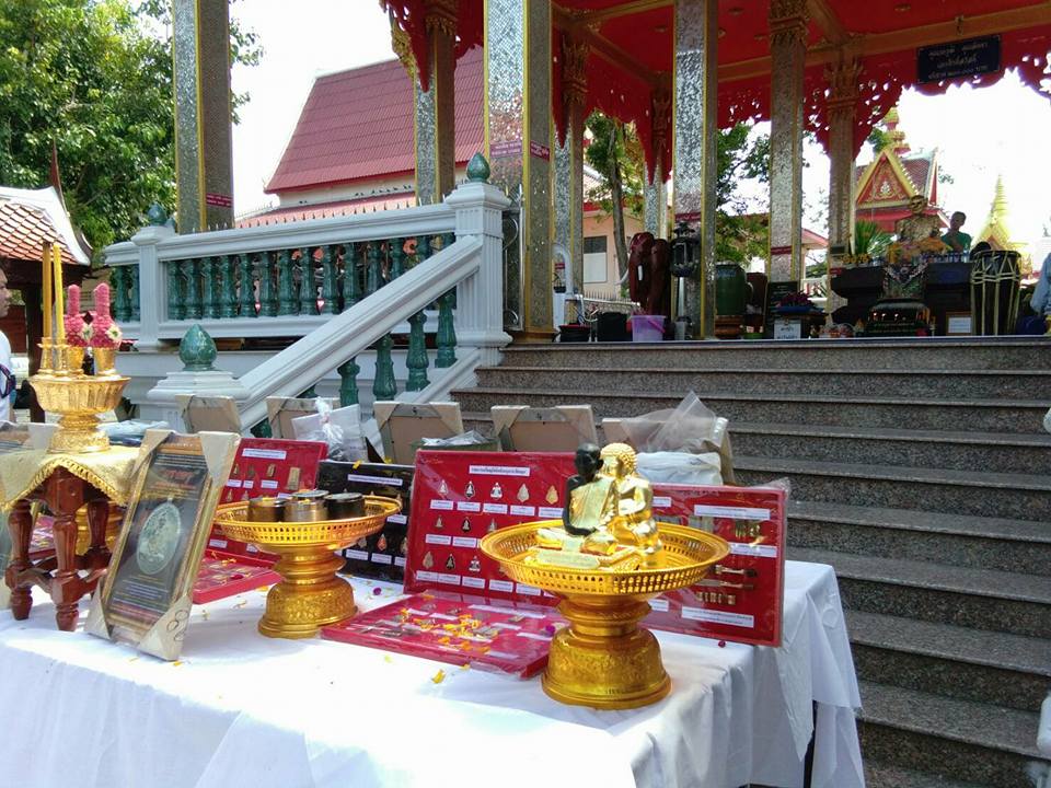 รูปหล่อ หลวงพ่อกวย วัดโฆษิตาราม(วัดบ้านแค) รุ่นแรงครู ปี2560 (จัดสร้าง112องค์) เนื้อนิลผสมเหล็กไหล ปิดทองคำแท้ #รับประกันแท้