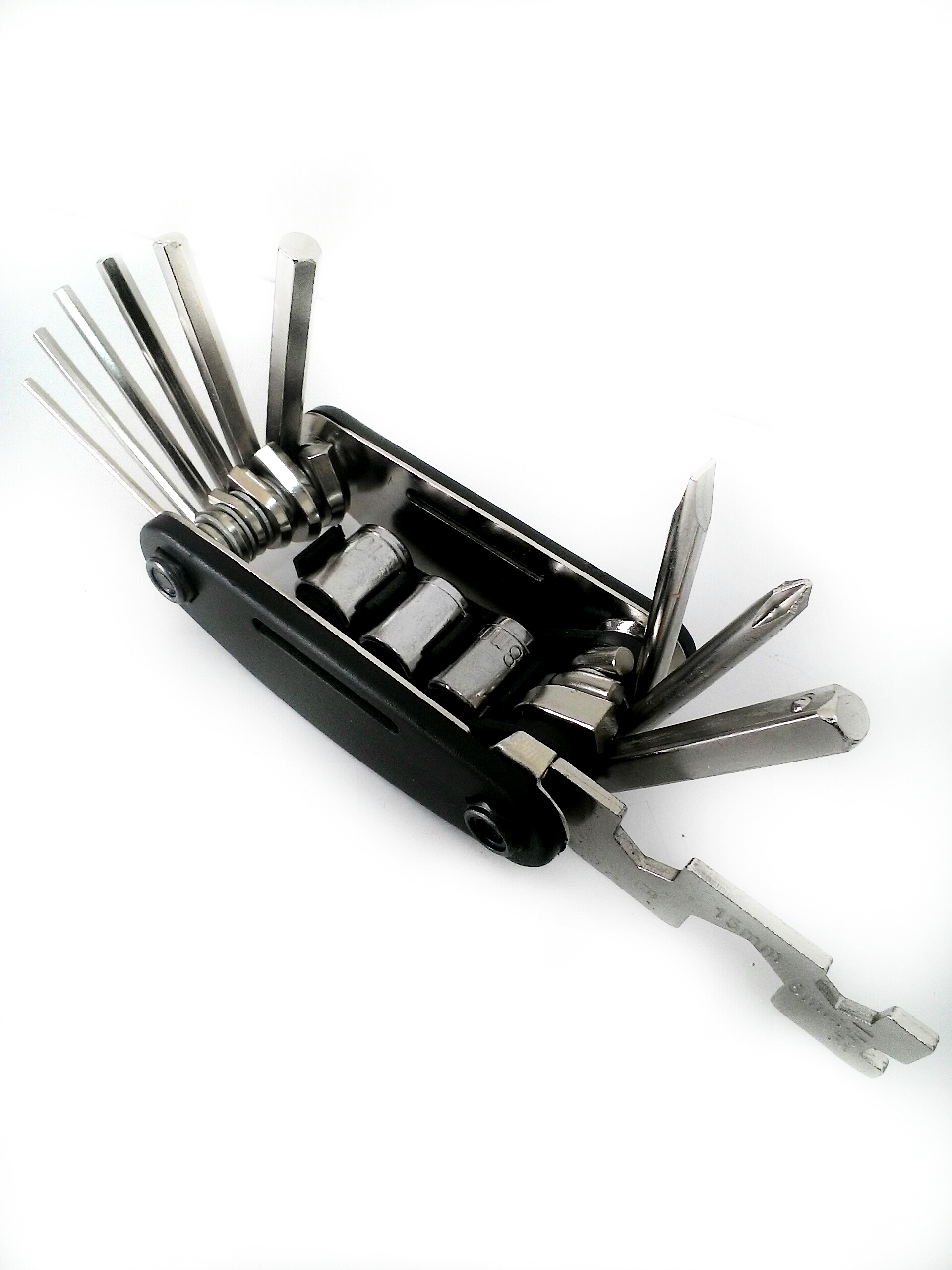 ชุดเครื่องมือพกพาอเนกประสงค์