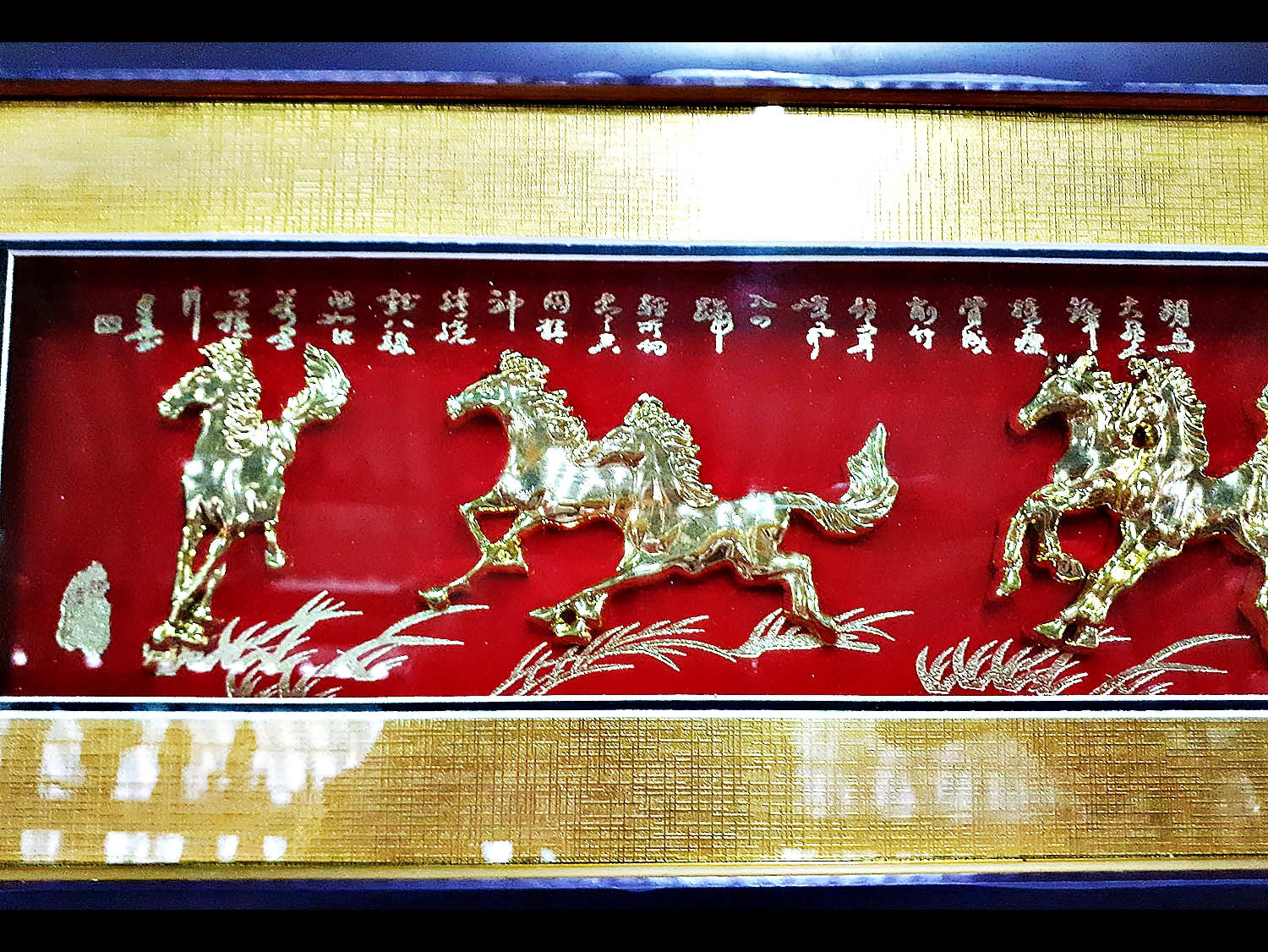 กรอบรูป ม้าทอง ม้ามงคลนำโชค 8ตัว อักษรมงคลจีน (ขายปลีก ขายส่ง)