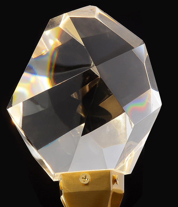 โคมไฟแขวนเพดานโป๊ะโคมทรงเพชรคลิสตัลใสโครงสีทองสไตล์โมเดิร์น Luxury [8367-CRL]