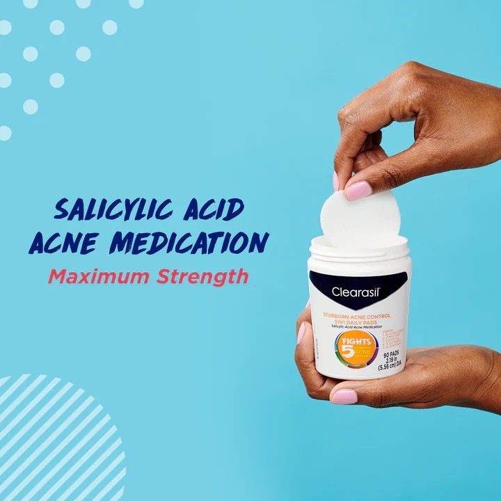 แผ่นเช็ดทำความสะอาดผิวหน้า Clearasil Stubborn Acne Control 5-in-1 Daily Pads