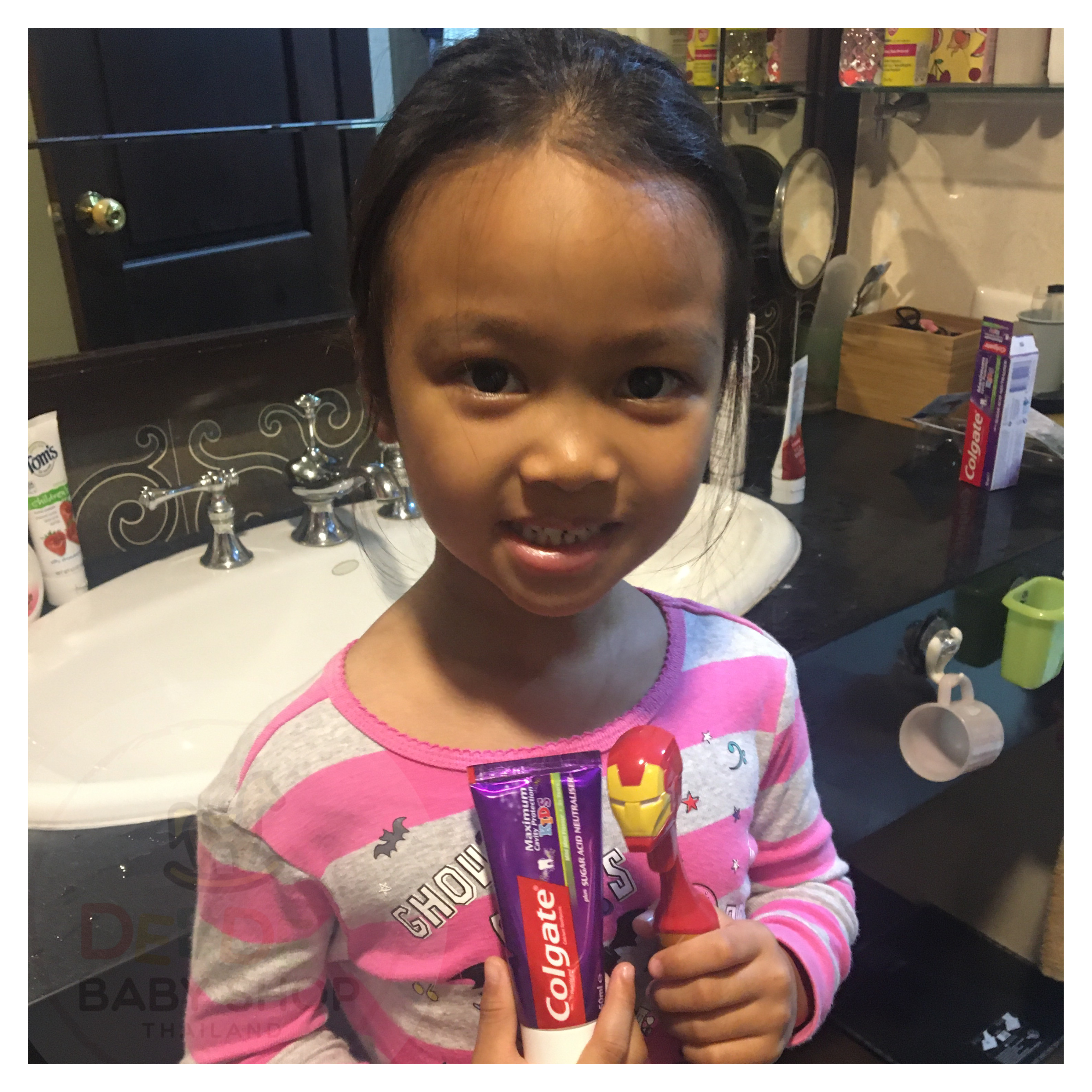 แปรงสีฟันอัตโนมัติสำหรับเด็ก FireFly Avengers Iron Man Battery Powered Toothbrush with 3D Cap