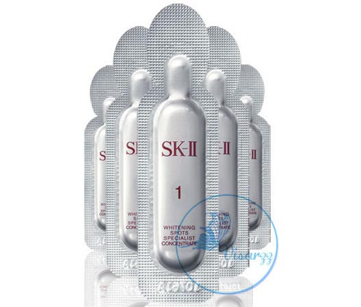 (Tester Pack 7 ซอง) SK-II 28-Day Essence Treatment Whitening Spots Specialist Concentrate 0.5 g x 7 โปรแกรมลดเลือนจุดด่างดำใน 4 สัปดาห์