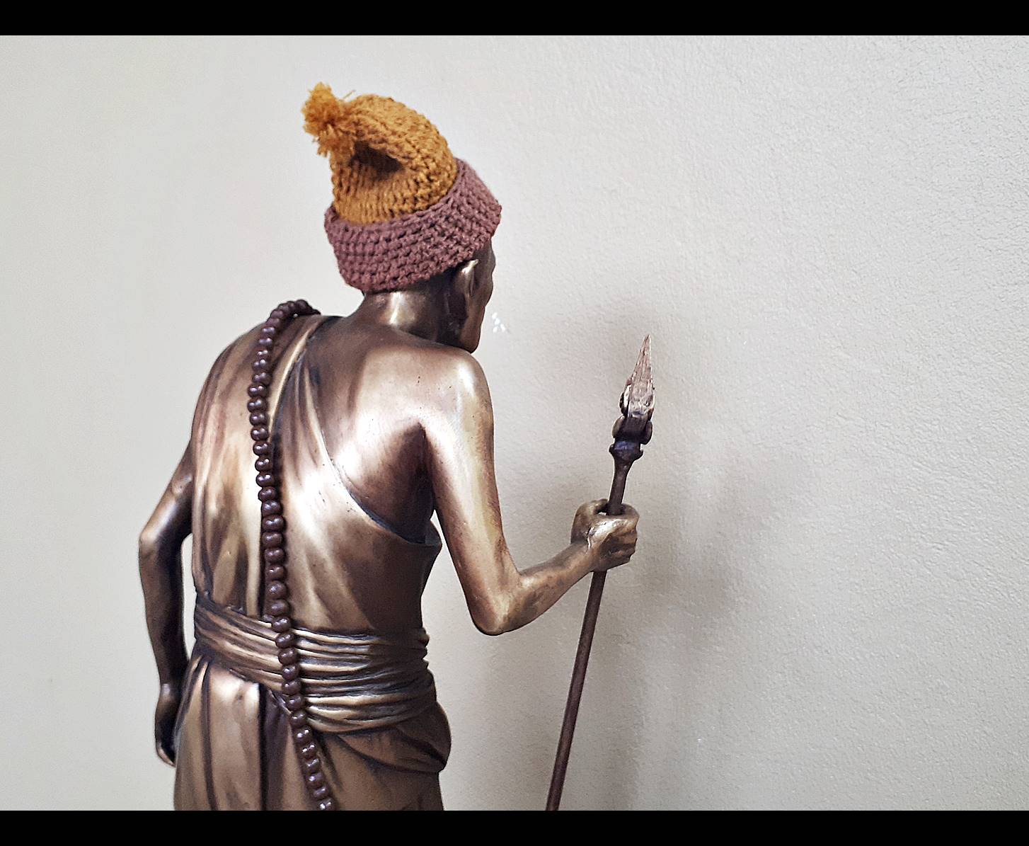 รูปหล่อ หลวงปุ่หมุน วัดบ้านจาน เนื้อโลหะทองเหลือง ยืนถือไม้เท้า พญานาค ขนาดบูชา (องค์ใหญ่ สูง21นิ้ว)