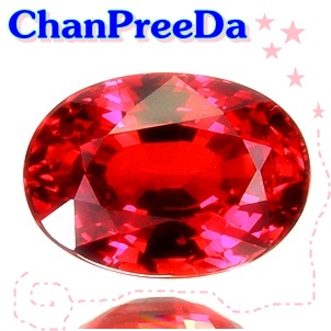พลอยทับทิม รูปไข่2.13 กะรัต ขนาด 5.69x8.00x4.79 มิล สีแดงสวย ไม่ติดส้มเลย เนื้อสะอาด 98-99%ขึ้นไป รูปร่างสวย ไฟดี จากแทนซาเนีย