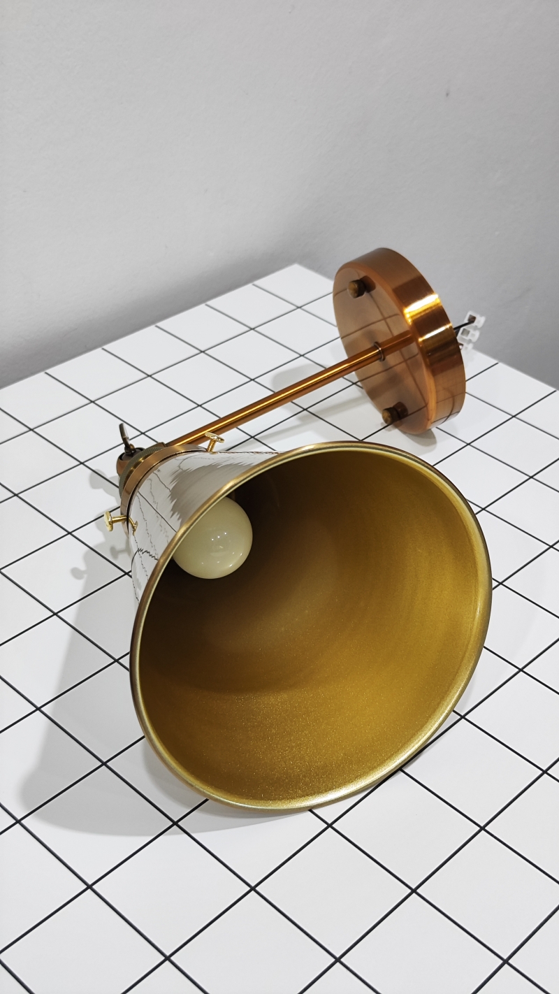 โคมไฟติดผนังสีทอง lron gold [RW1010-D]