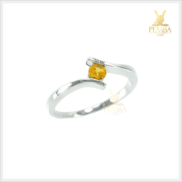 แหวนบุษราคัมแท้ สีเหลืองทองสวยใสไฟดี เงินแท้ ชุบทองคำขาว แหวนพลอยแท้