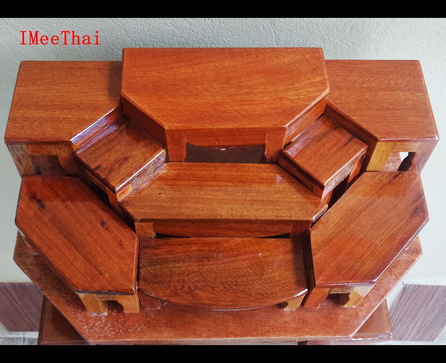 โต๊ะหมู่บูชา โต๊ะวาง พระเครื่องวัตถุมงคล ขนาดเล็ก ( ขนาด กว้างxยาวxสูง 20x34x20 ซม. )