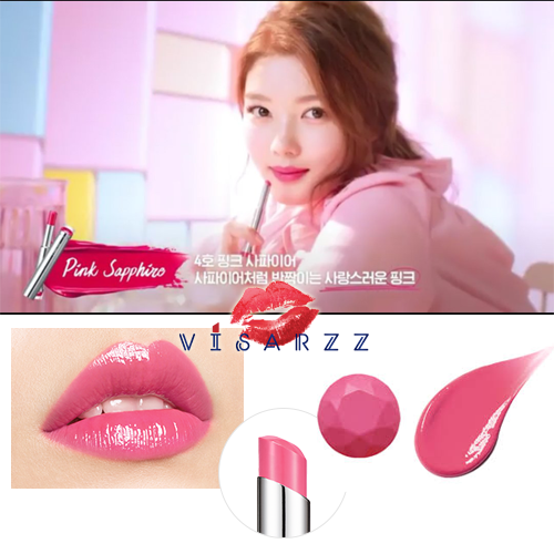 (#4 Pink Sapphire) Laneige Stained Glasstick ลิปโกลว์ที่มอบสีสดชัดเจิดจ้าแต่มีประกายแวววาวดุจน้ำเคลือบคลุม ในเนื้อสัมผัสเรียบลื่นนุ่มนวล เติมความชุ่มฉ่ำล้ำลึกให้เรียวปากดูอวบอิ่ม ปรับใบหน้าโดยรวมให้ดูสว่างสดใสดูอ่อนเยาว์ยามกระทบแสงแดด
